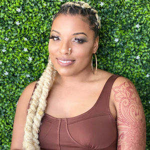 Meet your Posher, Taylor